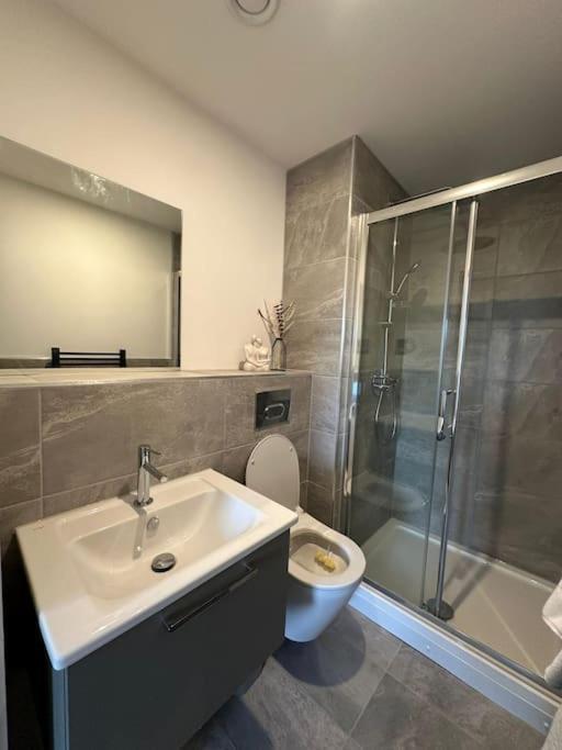 Stylish Central York Apartment Free Parking & Gym Εξωτερικό φωτογραφία